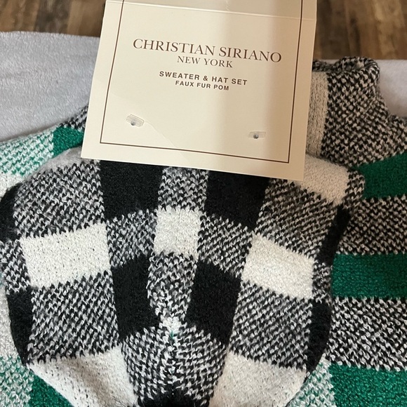 Christina Siriano Sweater & Hat - Picture 6 of 6